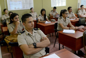 Convenio permitira a estudiantes de Marina Civil